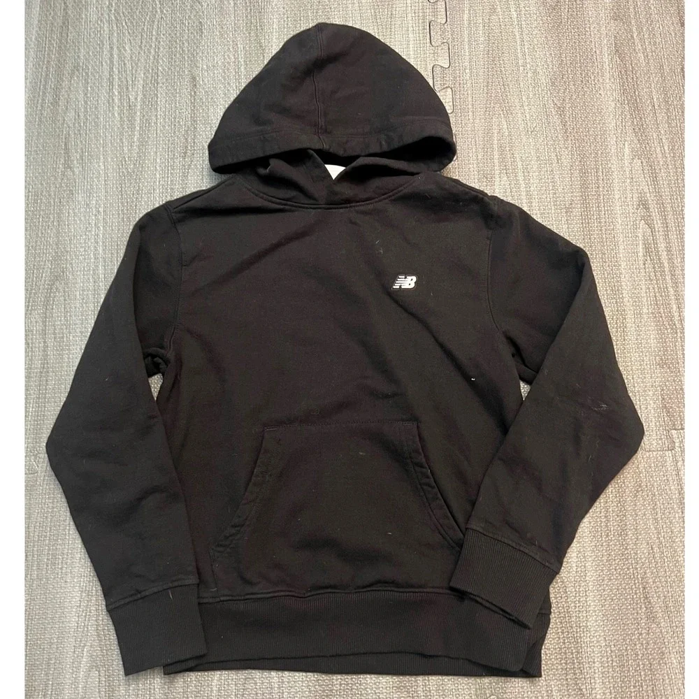 New Balance Boys Hoodie Black Pullover Sweatshirt Size Medium 10/12